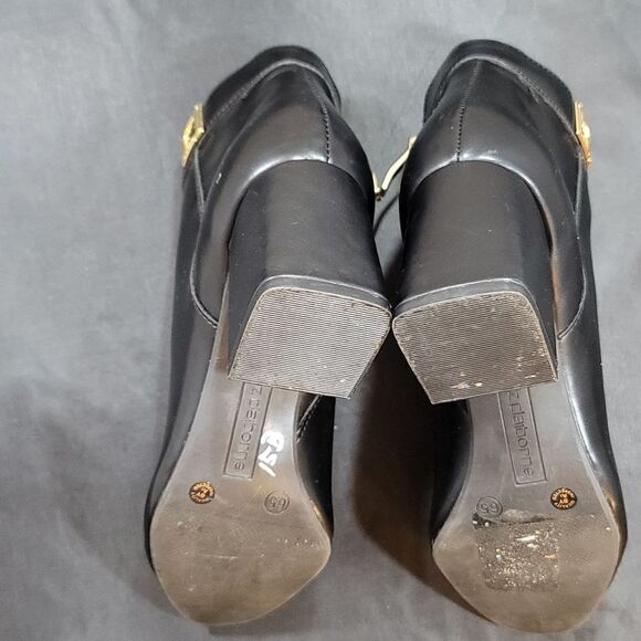 LIZ CLAIBORNE LC MALCOMB ALMOND TOE BLOCK HEEL BOOTIE - Picture 13 of 15